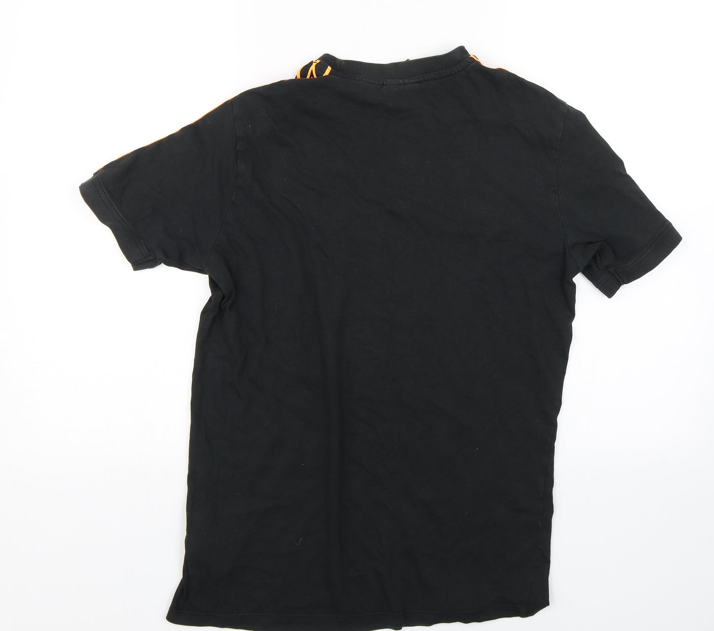 Umbro Mens Black    T-Shirt Size M