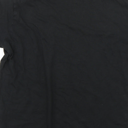 Umbro Mens Black    T-Shirt Size M