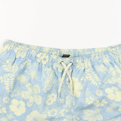 TU Mens Blue Floral  Bermuda Shorts Size M