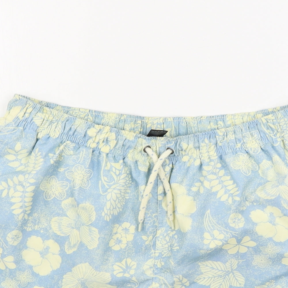 TU Mens Blue Floral  Bermuda Shorts Size M