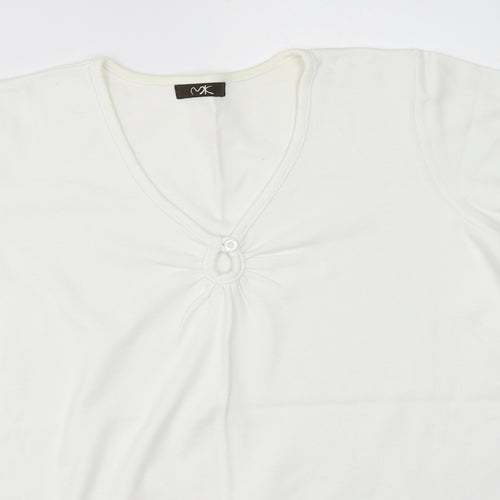 MK Womens White   Basic T-Shirt Size 18