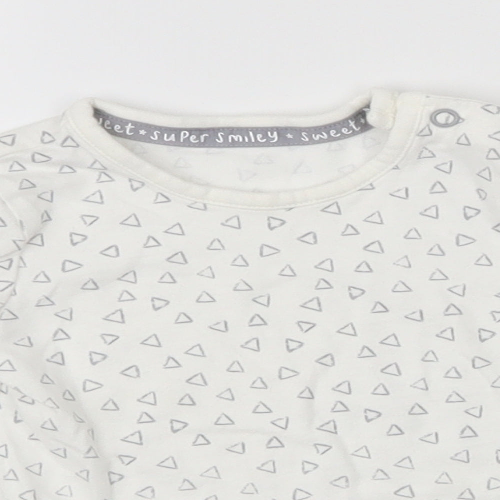 George Baby White Geometric  Basic T-Shirt Size 3-6 Months
