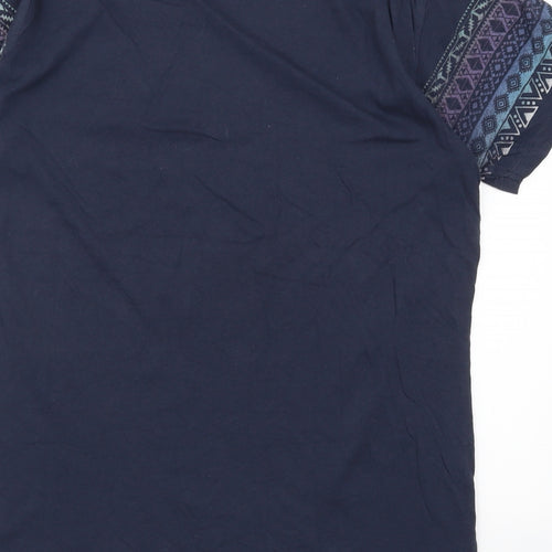 Cedar Wood State Mens Blue Geometric   T-Shirt Size S  - Havana