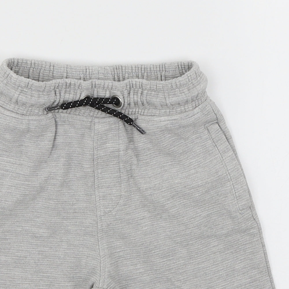 TU Boys Grey  Jersey Sweat Shorts Size 5 Years