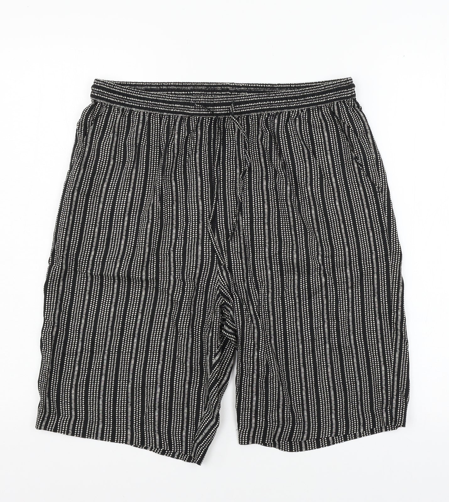 Maine Womens Black Striped  Bermuda Shorts Size 12