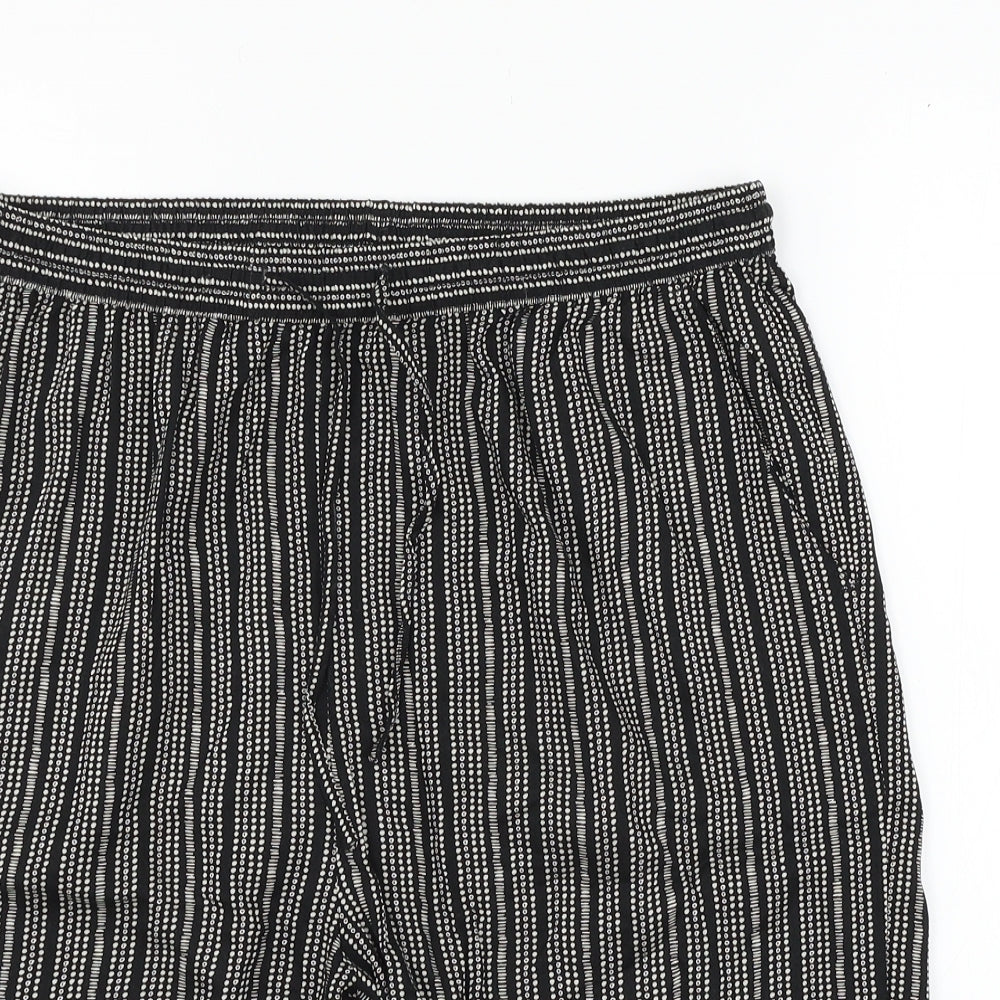 Maine Womens Black Striped  Bermuda Shorts Size 12