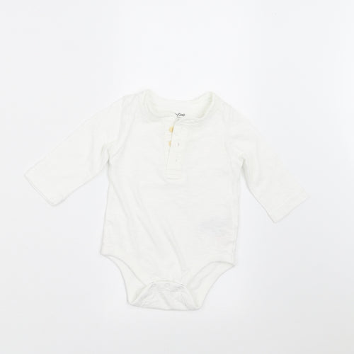 Gap Baby White   Basic T-Shirt Size 3-6 Months  - Body Suit