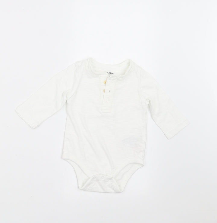 Gap Baby White   Basic T-Shirt Size 3-6 Months  - Body Suit