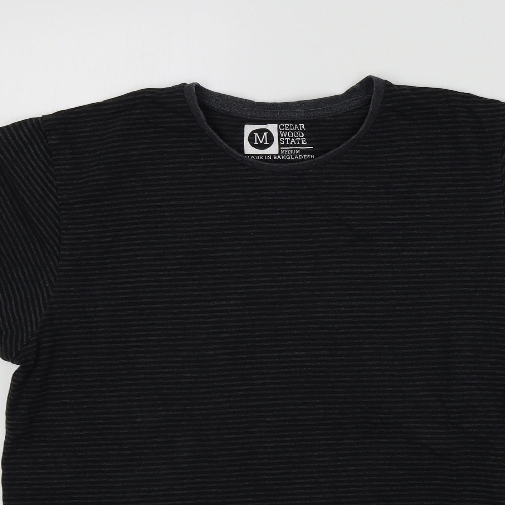 Ceader wood state Mens Black Striped   T-Shirt Size M