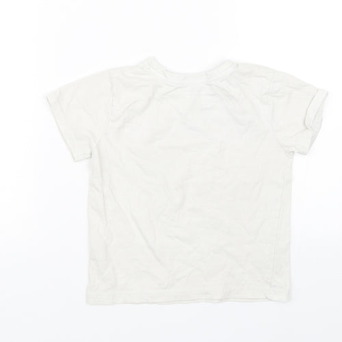 Primark Boys White   Basic T-Shirt Size 4-5 Years