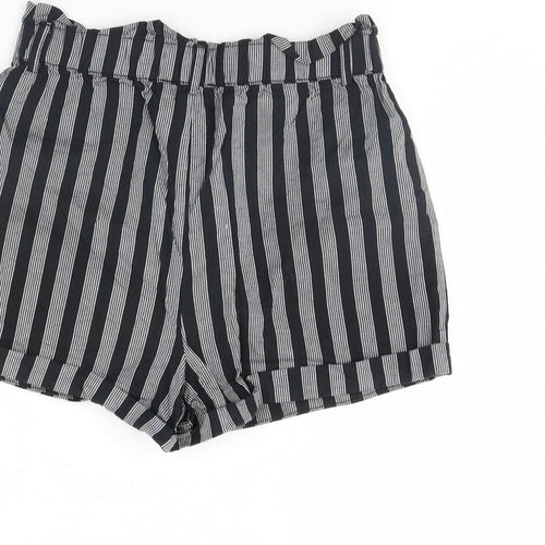 FOREVER 21 Womens Black Striped  Cut-Off Shorts Size S
