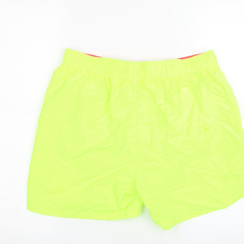TU Mens Yellow   Bermuda Shorts Size M