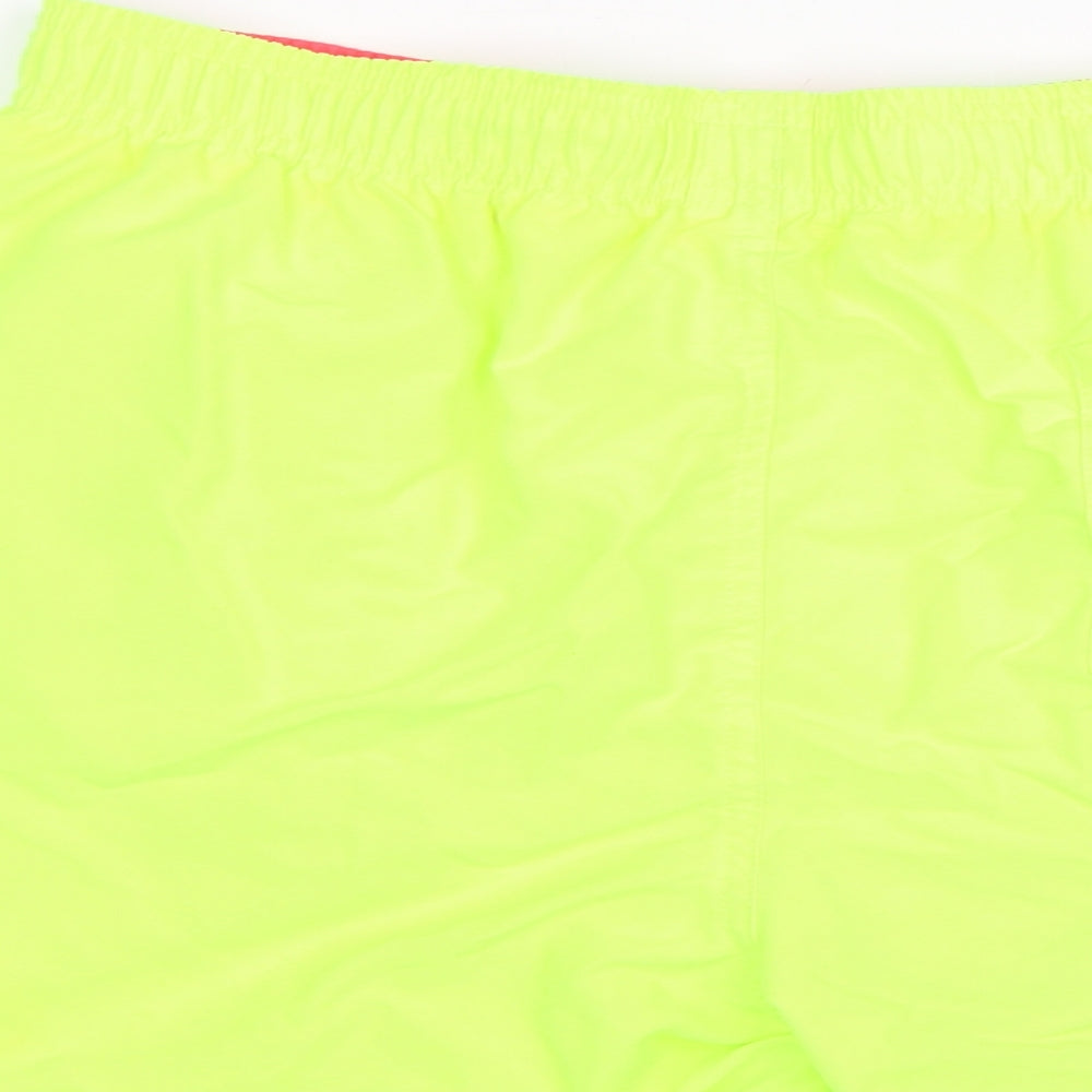TU Mens Yellow   Bermuda Shorts Size M