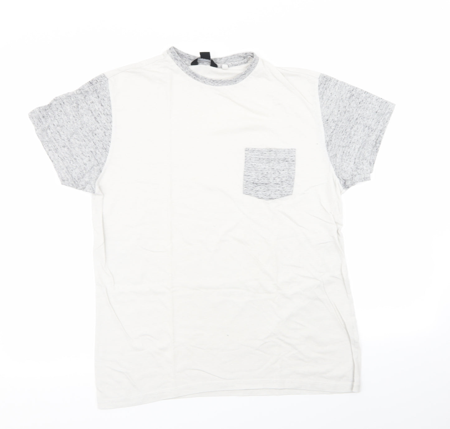 Cedar Wood State Mens White    T-Shirt Size M