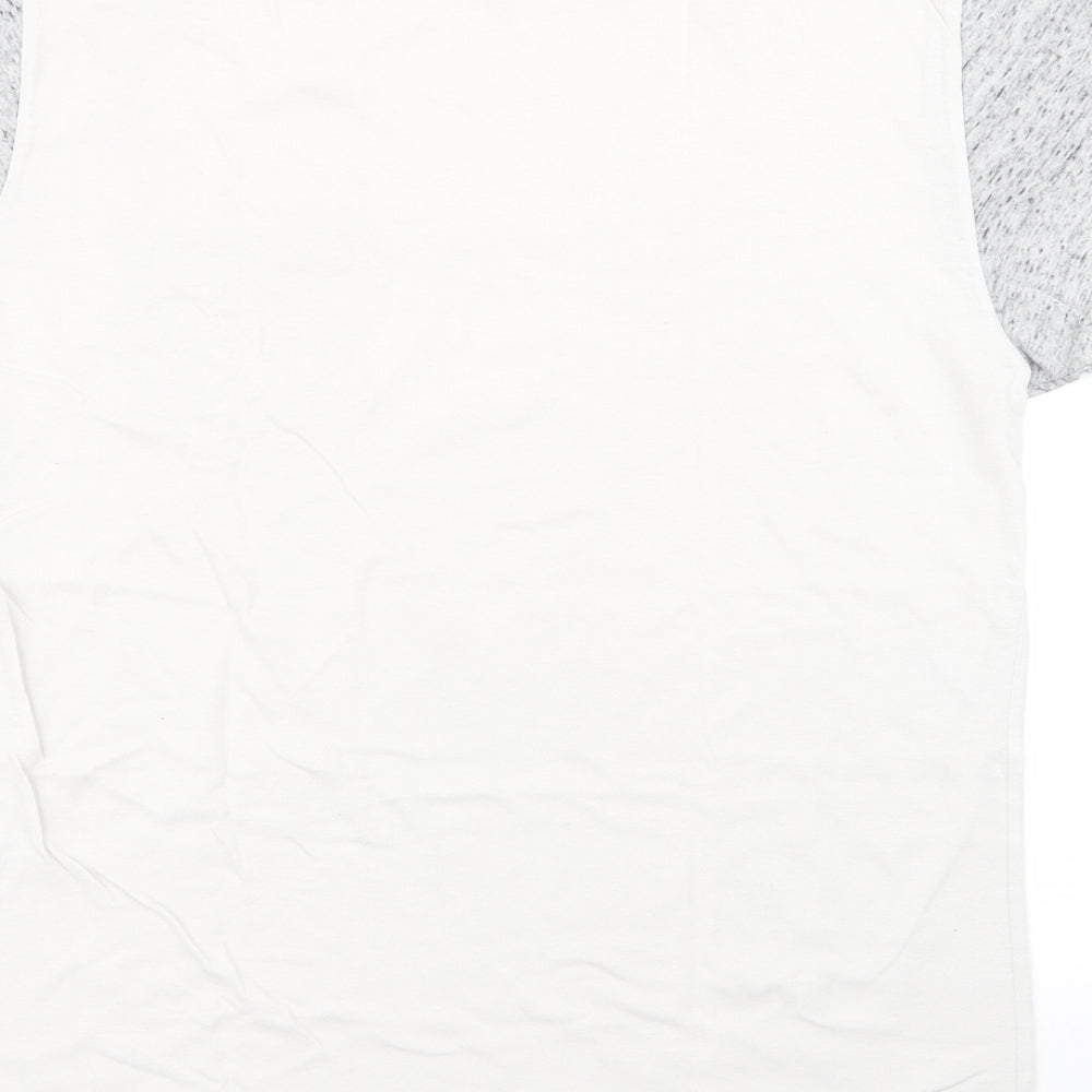 Cedar Wood State Mens White    T-Shirt Size M