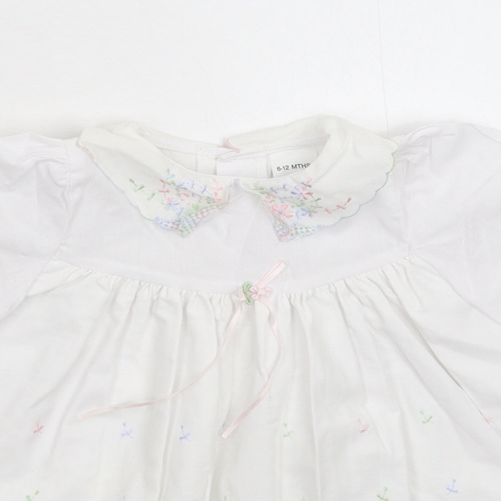 Preworn Girls White Floral  Shirt Dress  Size 6-9 Months