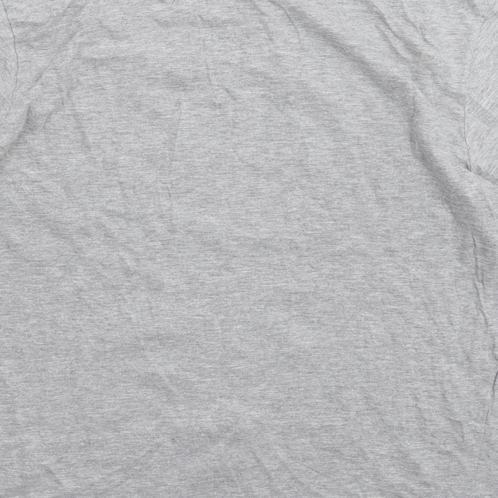 Studio Mens Grey    T-Shirt Size M