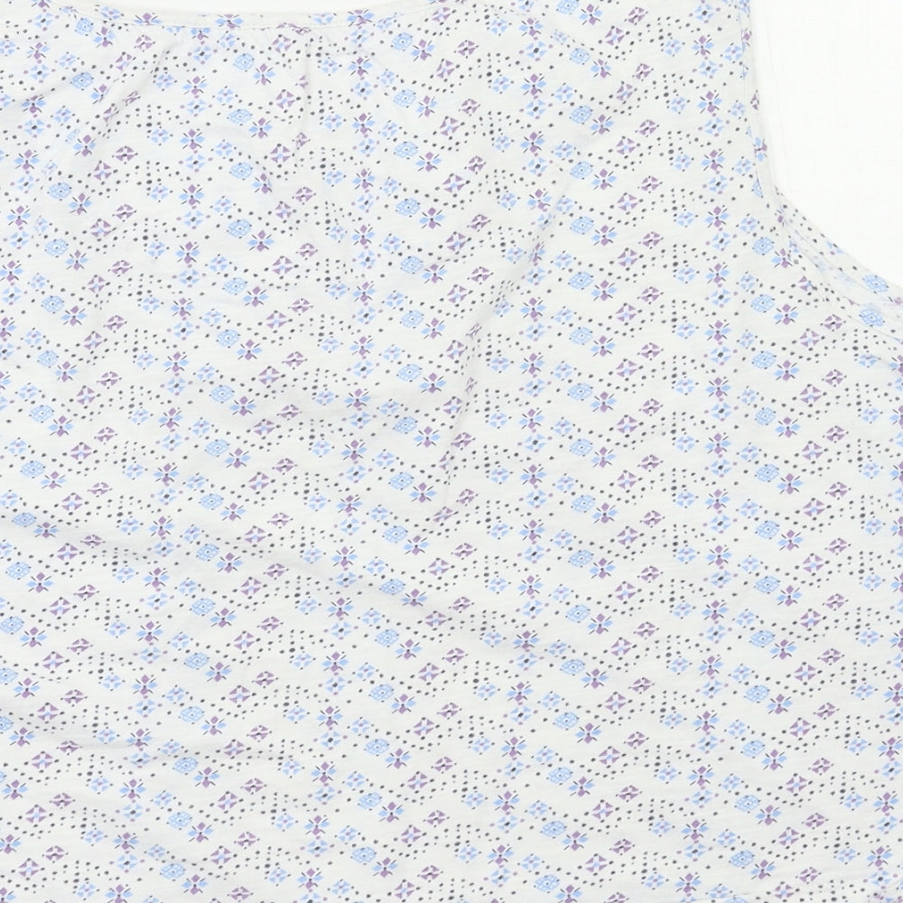 Mantaray Womens White Floral  Basic Tank Size 22