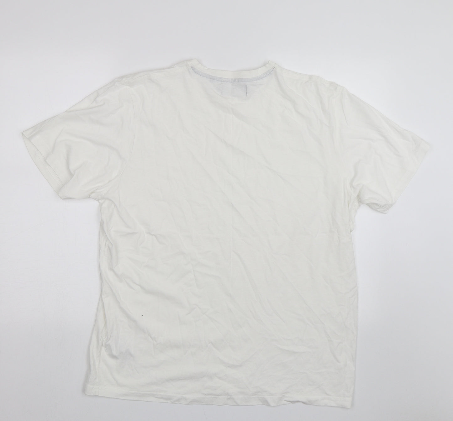 Maine Mens White    T-Shirt Size L
