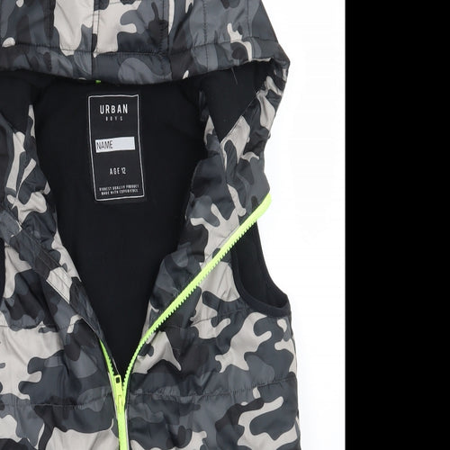Matalan Boys Green Camouflage  Gilet Coat Size 12 Years
