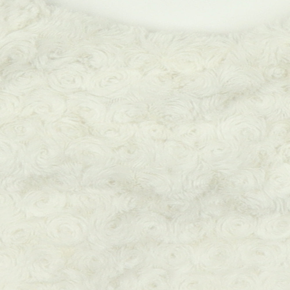 Young Dimension Girls White   Vest Jumper Size 2-3 Years