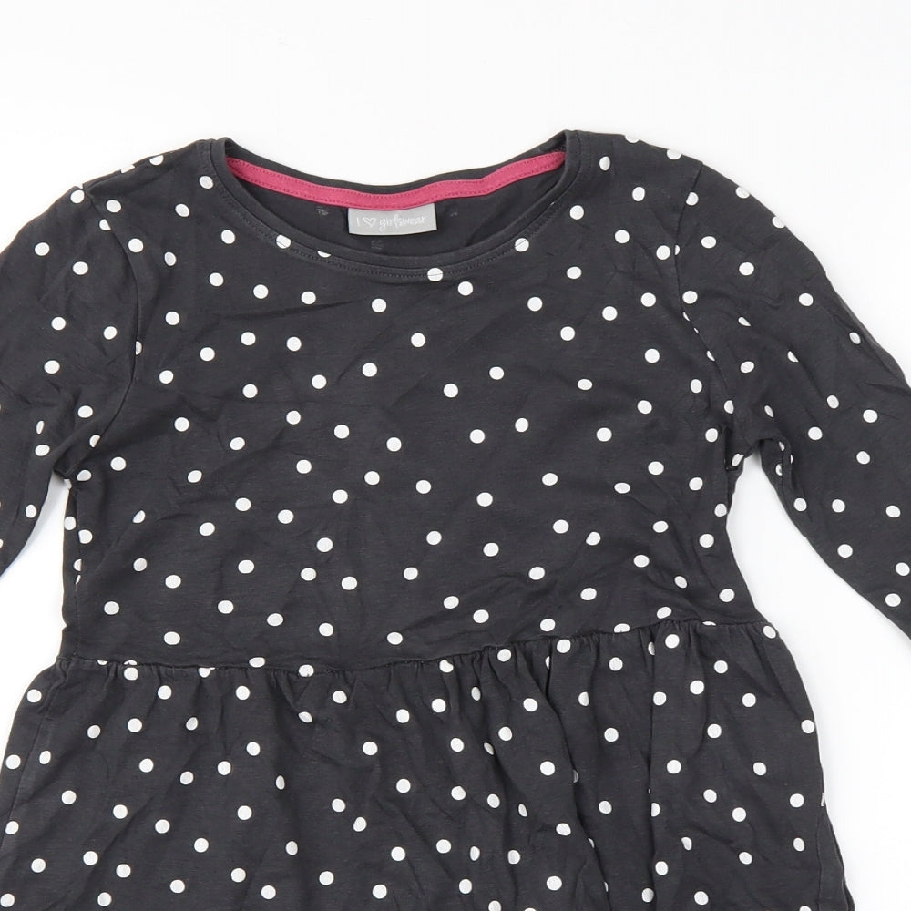 Preworn Girls Black Polka Dot  T-Shirt Dress  Size 7 Years