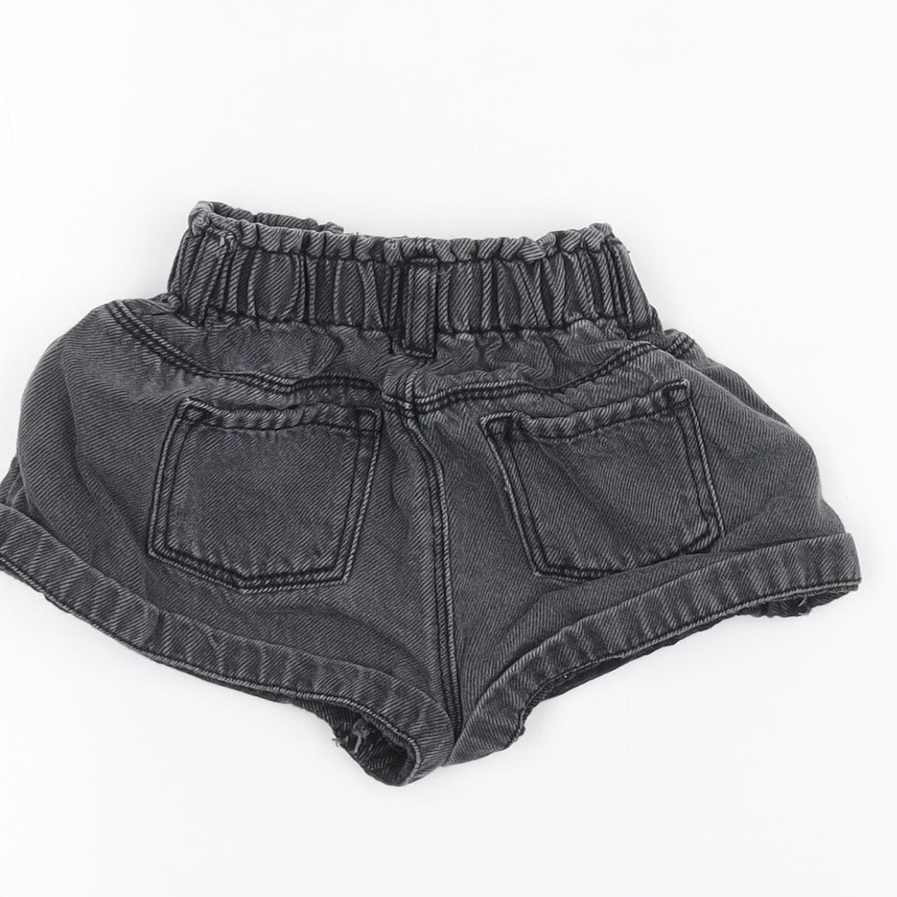 Zara Girls Black   Chino Shorts Size 2-3 Years