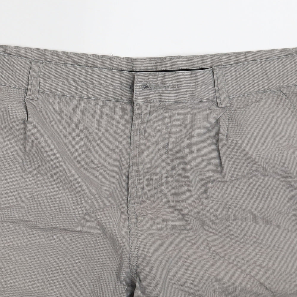 Stone Bay Golf Mens Grey   Bermuda Shorts Size 36 in