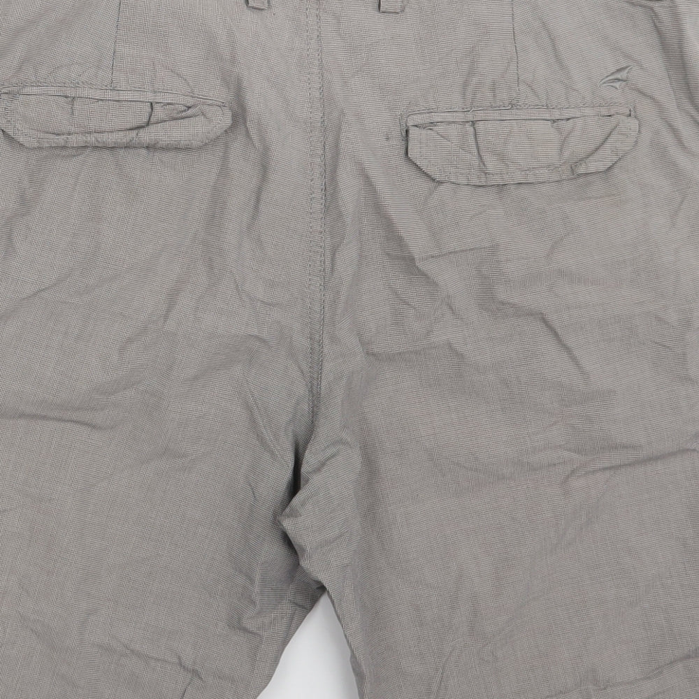 Stone Bay Golf Mens Grey   Bermuda Shorts Size 36 in