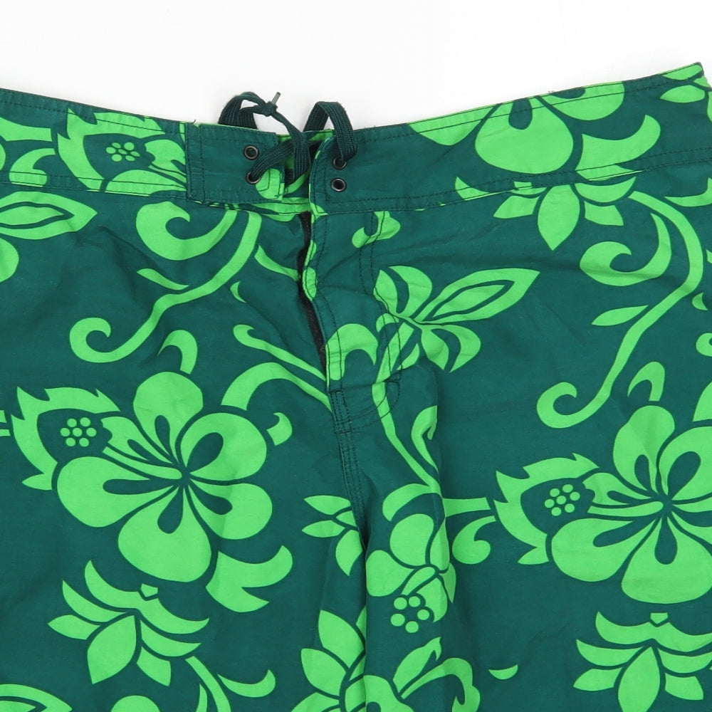 Quickilver Mens Green Floral  Bermuda Shorts Size 36