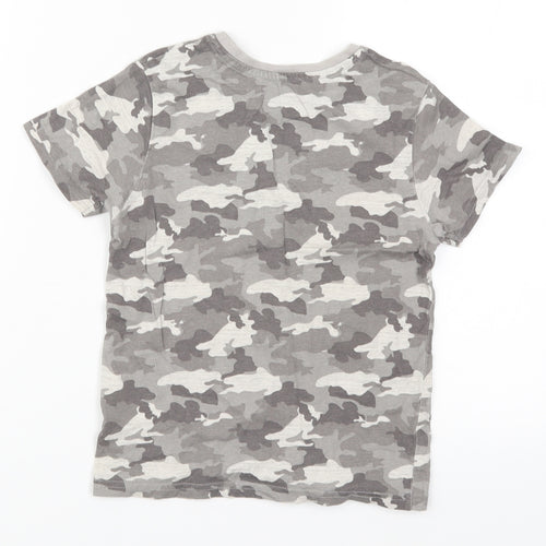 Primark Boys Grey Camouflage  Basic T-Shirt Size 4-5 Years