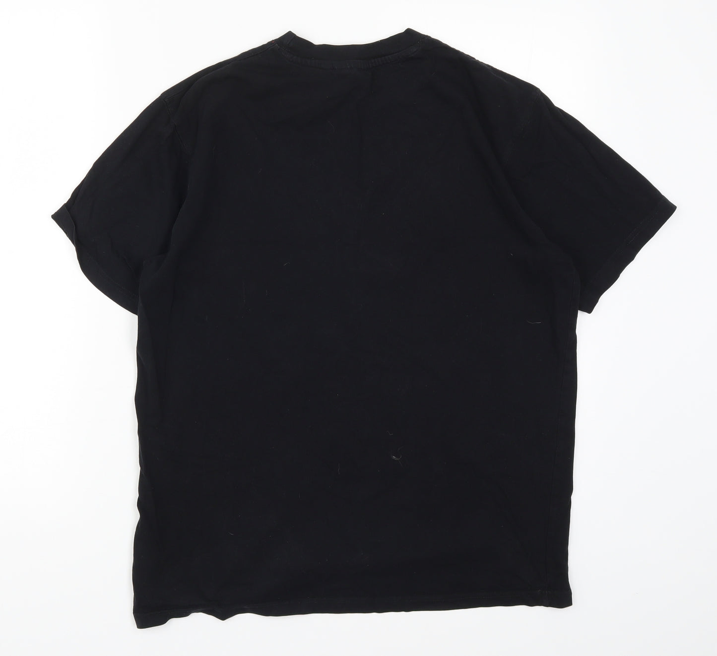 McKenzie Mens Black    T-Shirt Size M  - Red