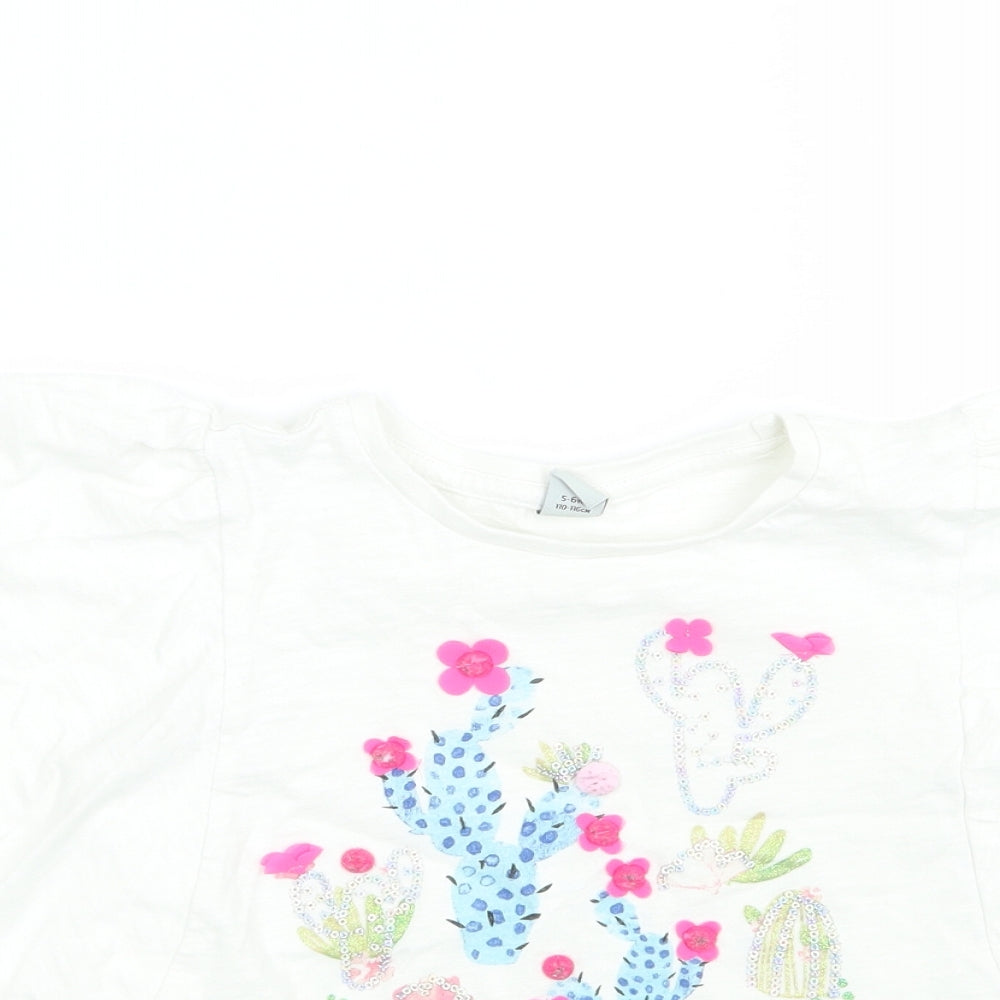 TU Girls White Floral  Basic T-Shirt Size 5-6 Years