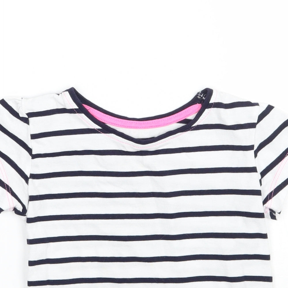 Young Dimension Girls White Striped  Basic T-Shirt Size 3-4 Years