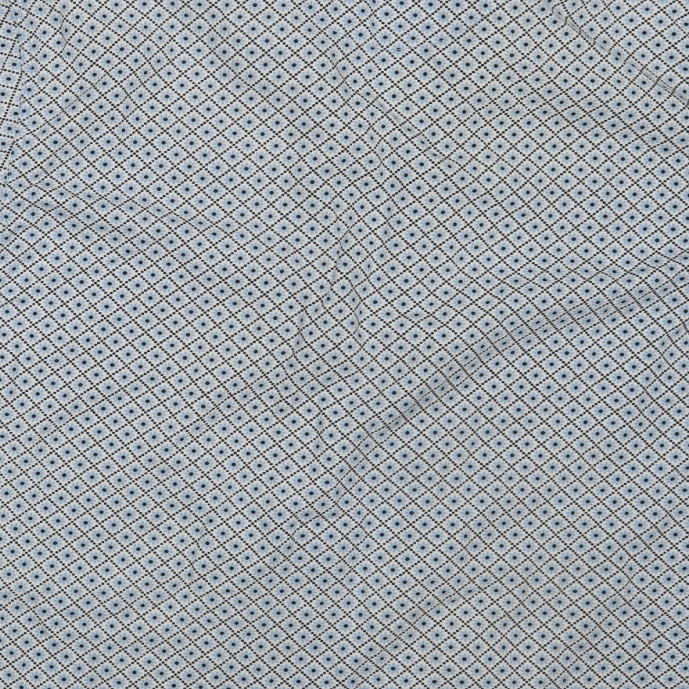 Celcil Mens White Polka Dot   Button-Up Size M