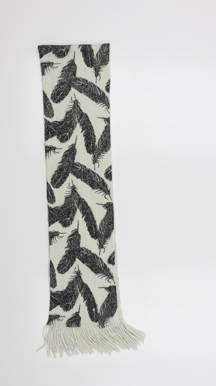 Preworn Womens White Geometric Scarf