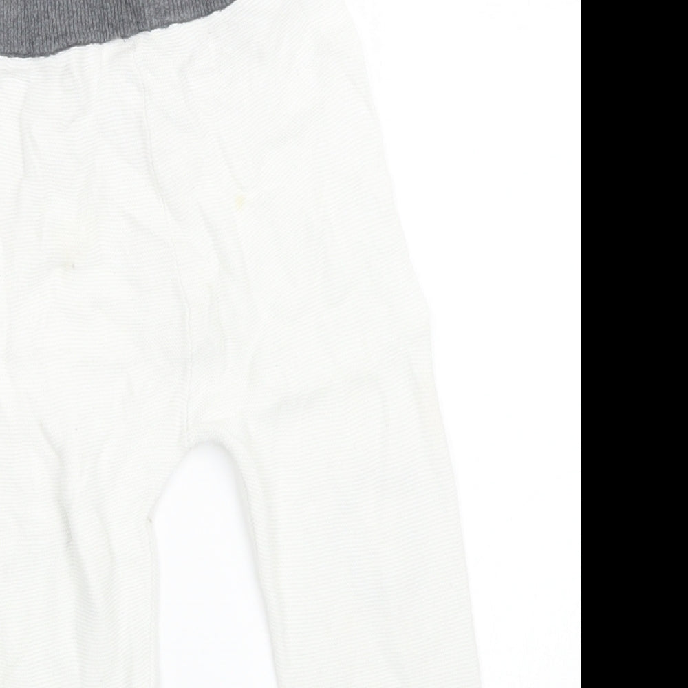 Disney Baby Baby White  Knit Capri Trousers Size 12-18 Months