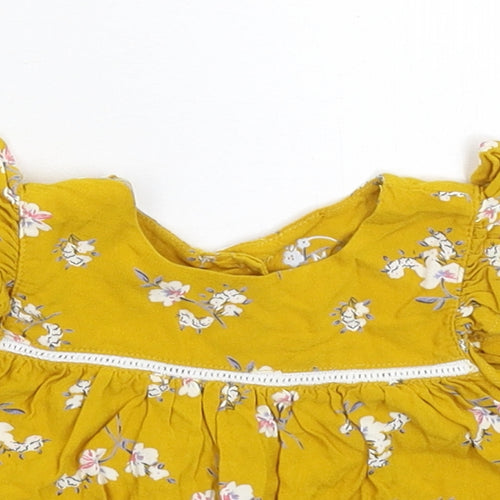 Primark Girls Yellow Floral  Basic T-Shirt Size 3-6 Months