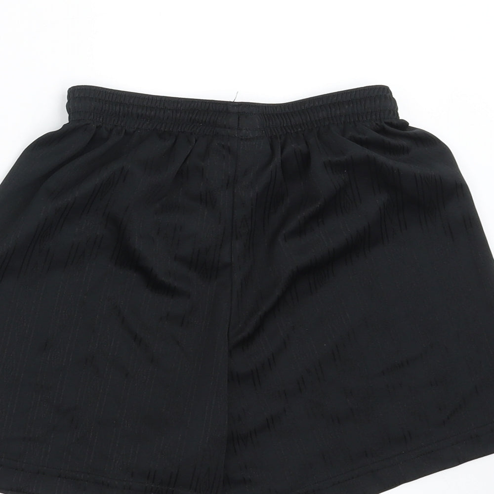 Umbro Girls Black   Sweat Shorts Size 11 Years - football shorts