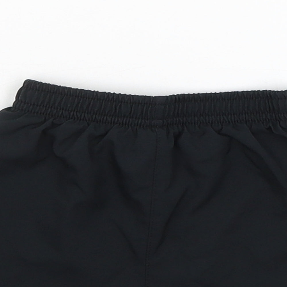 Umbro Baby Black   Cropped Trousers Size 18-24 Months