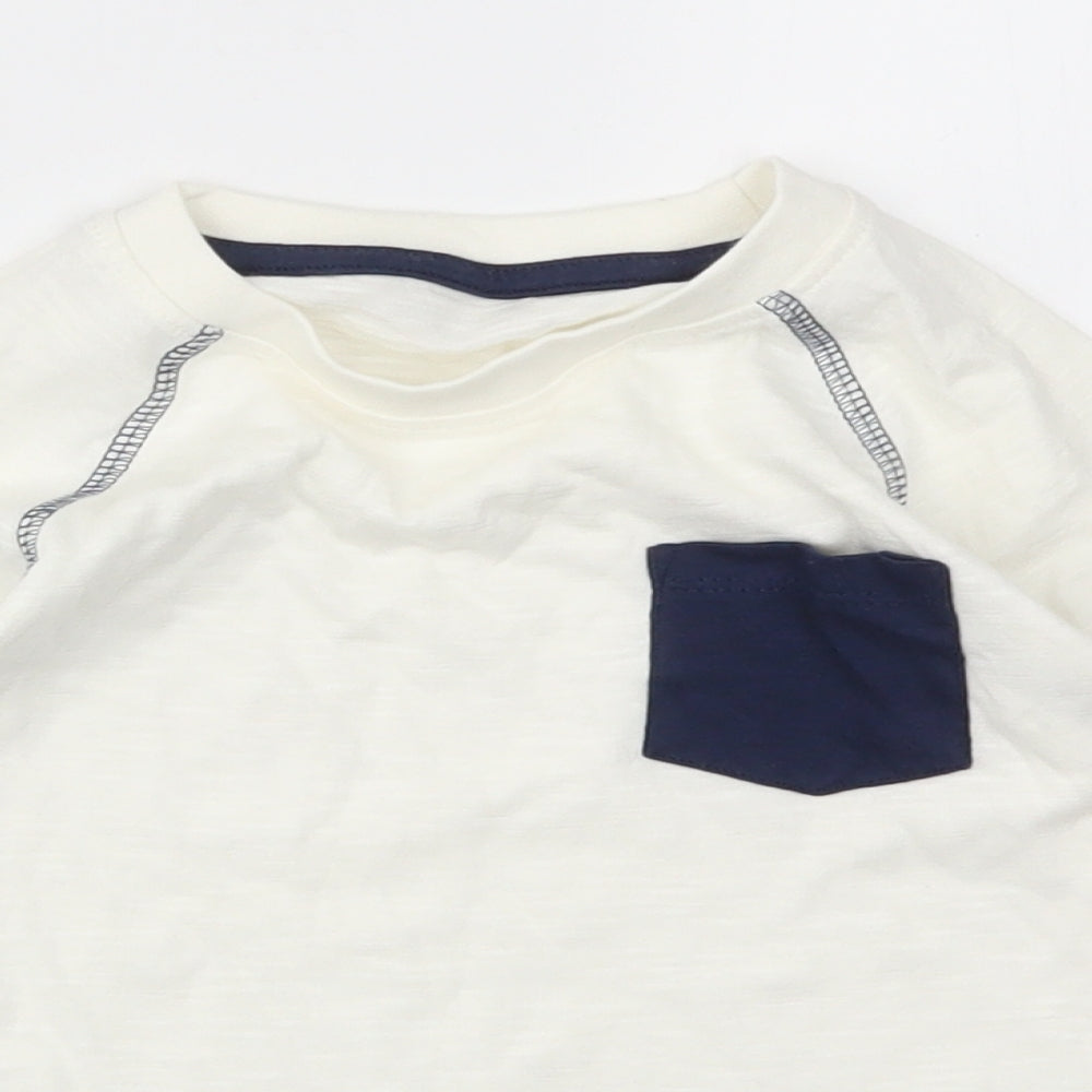Dunnes Stores Boys Ivory   Basic T-Shirt Size 4 Years
