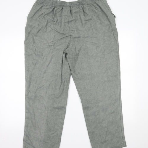 BM Womens Green   Trousers  Size 18 L24 in