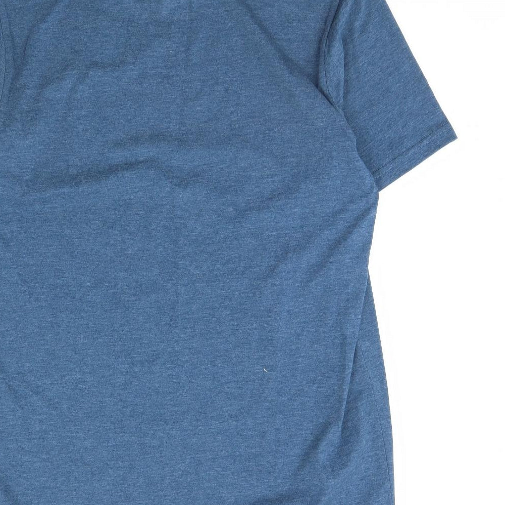 Captain Morgan Mens Blue    T-Shirt Size M