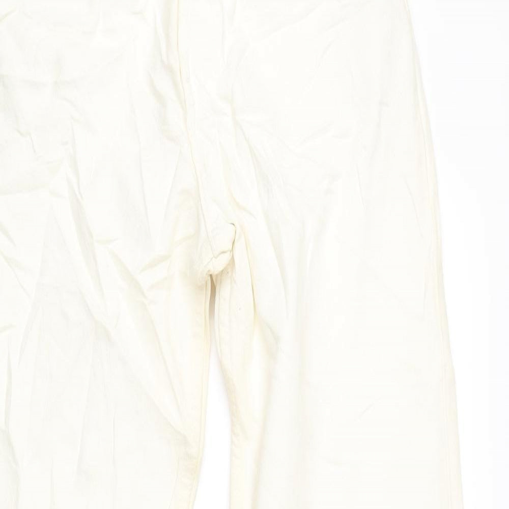 Levis Womens White  Denim Straight Jeans Size 26 in L29 in