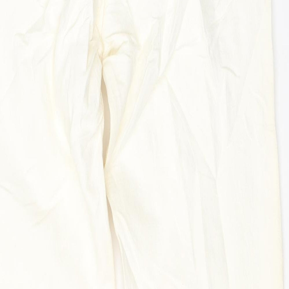 Levis Womens White  Denim Straight Jeans Size 26 in L29 in