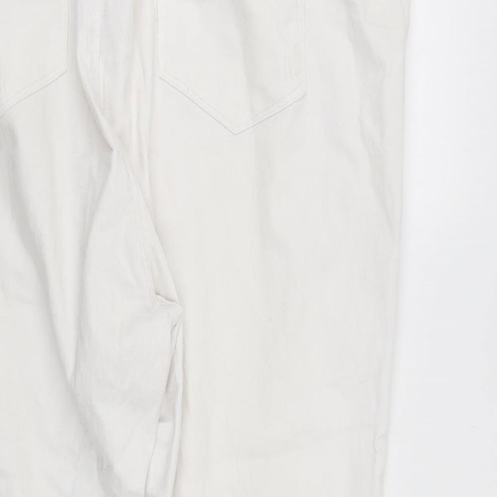 Love yours Womens White  Denim Cropped Jeans Size 28 L22 in