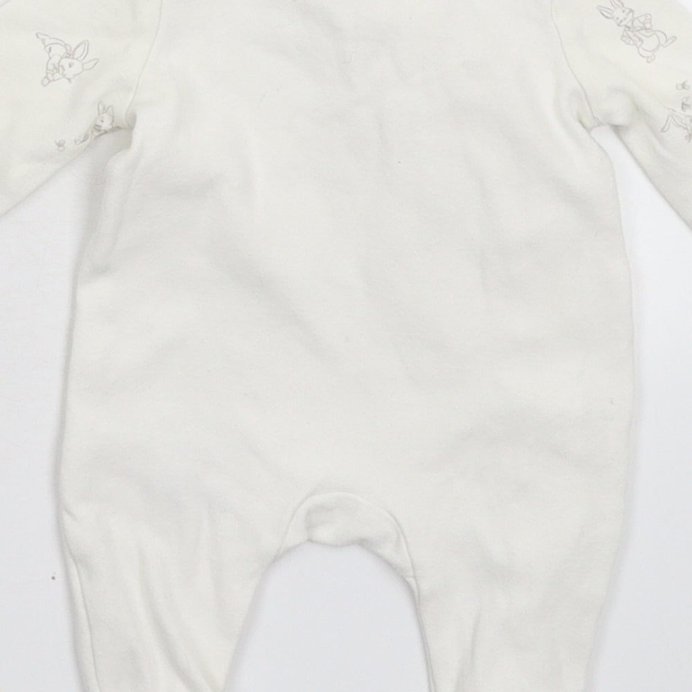 George Baby White   Babygrow One-Piece Size Newborn