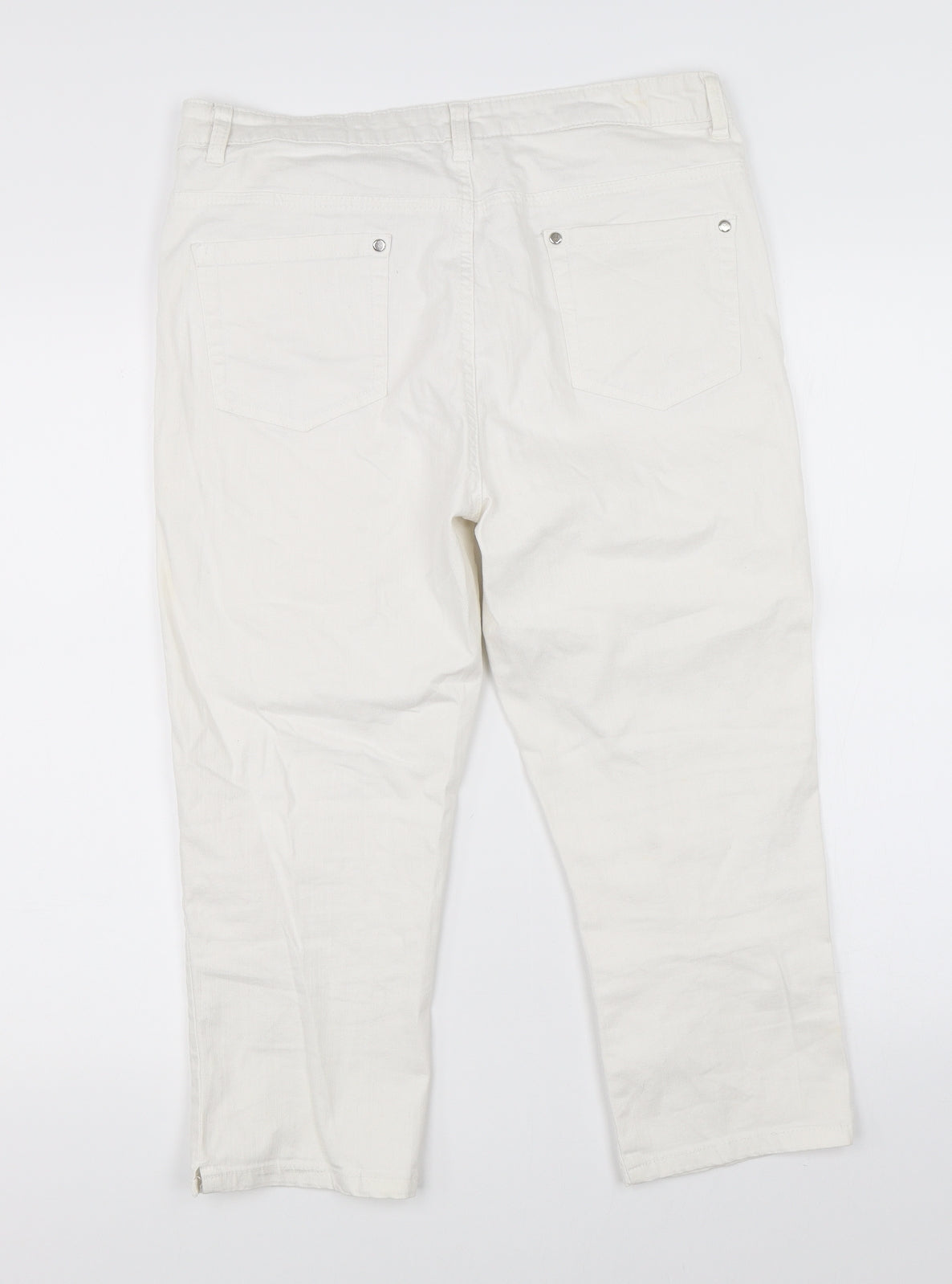 Preworn Womens White  Denim Cropped Jeans Size 32 L20 in