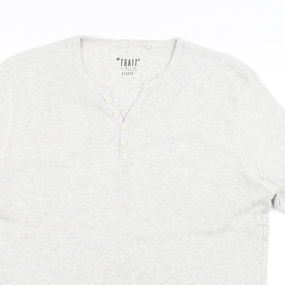 Trait Mens Grey    T-Shirt Size XL
