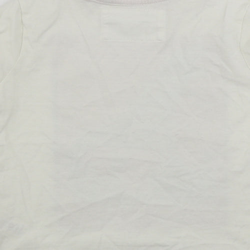 TU Boys White   Basic T-Shirt Size 5 Years